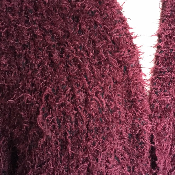 Kensie eyelash open long sl cardigan plum/black also have wheat color - Picture 2 of 10